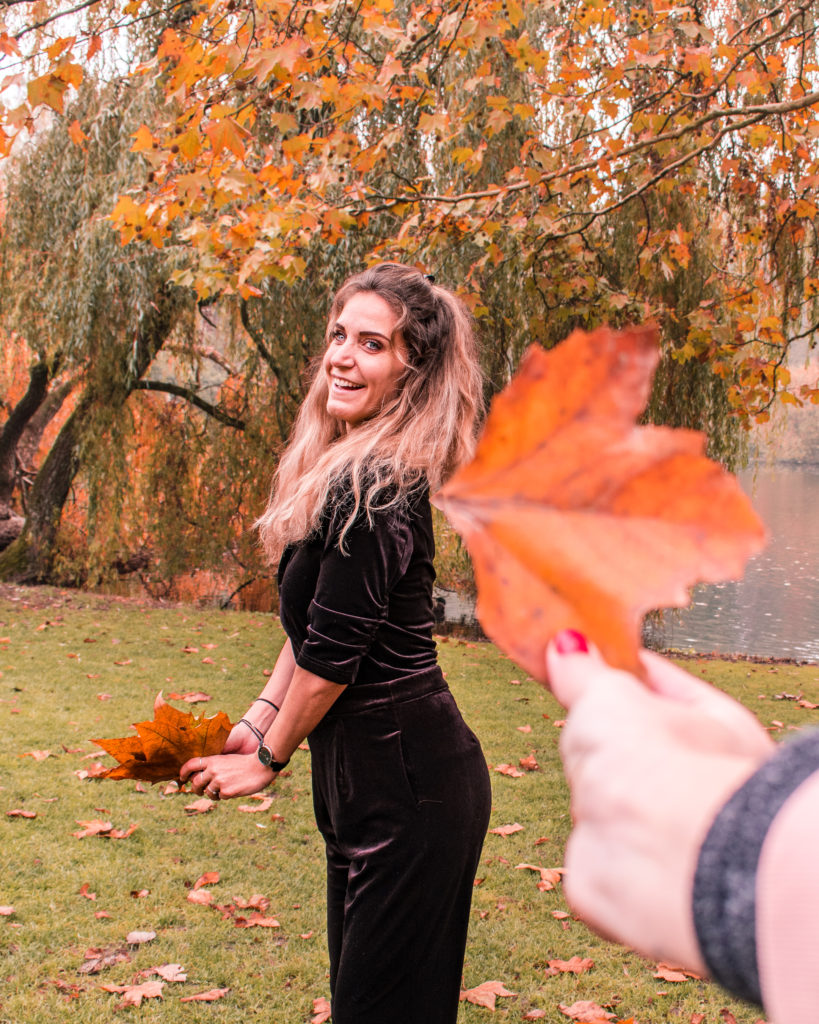 An autumn leaf as fall wings is a great instagram picture idea